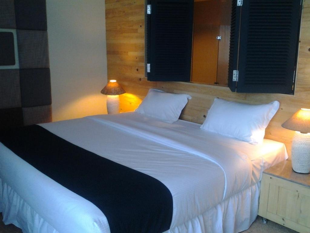 Chara Hotel Bandung Habitación foto